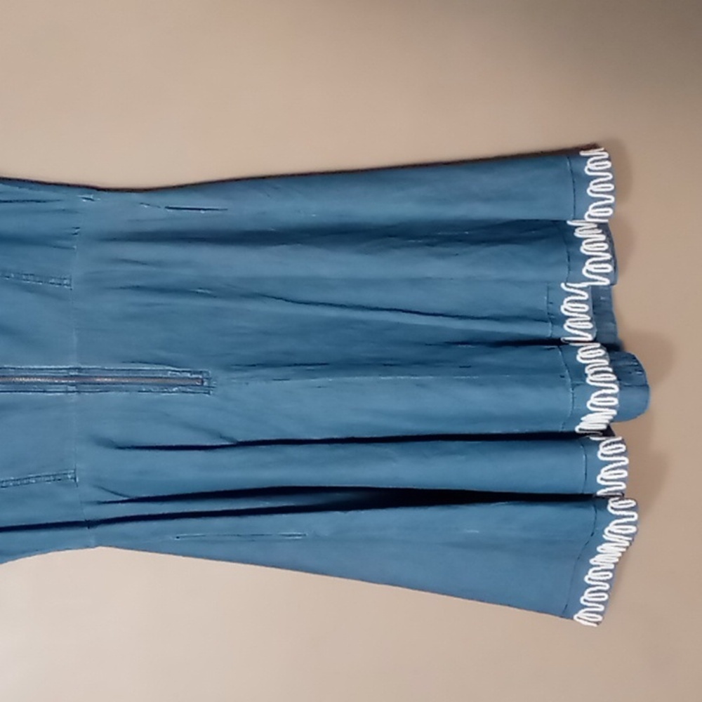 Adore S Jean Dress with White Embroidery - Picture 7 of 8